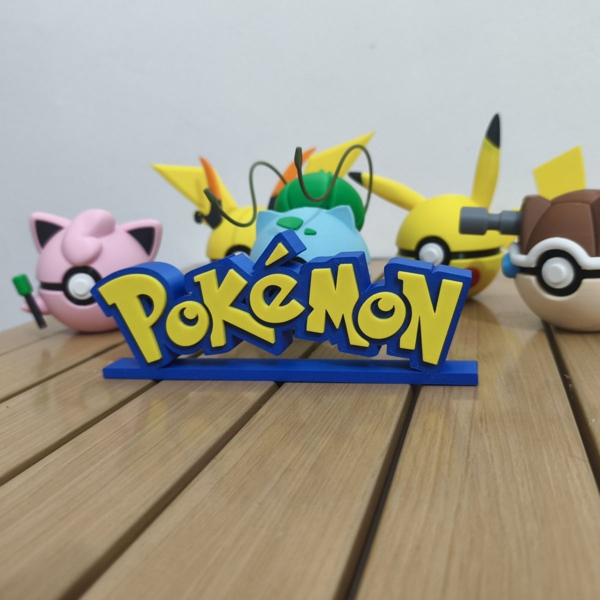 Anime Cosplay Pokemon - Espositore con logo Pokemon, nuovo modello