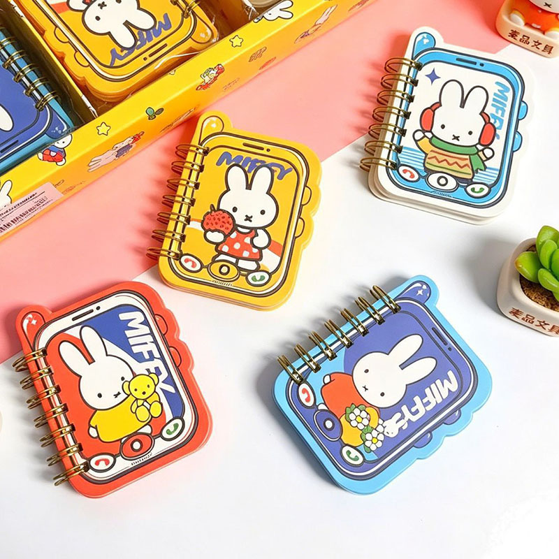 Quaderno Miffy Carino a Forma  - Anime Cosplay Coloring Pages recensione e prezzo